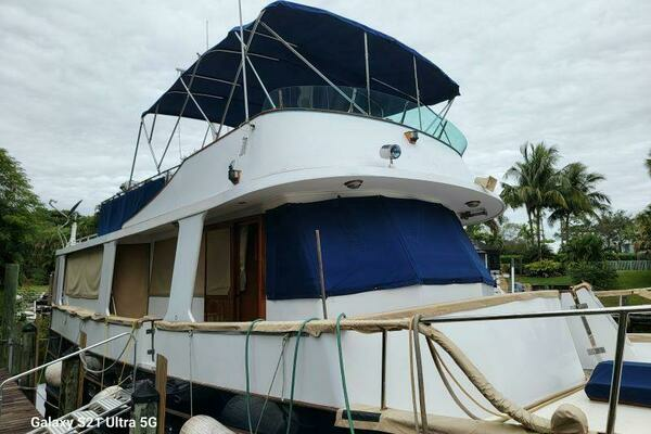 Photo of the 1987 Marine Trader Wide Body "Delicate Balance"