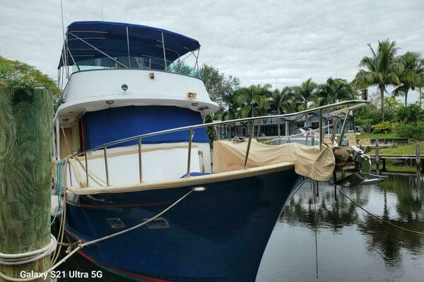 Photo of the 1987 Marine Trader Wide Body "Delicate Balance"