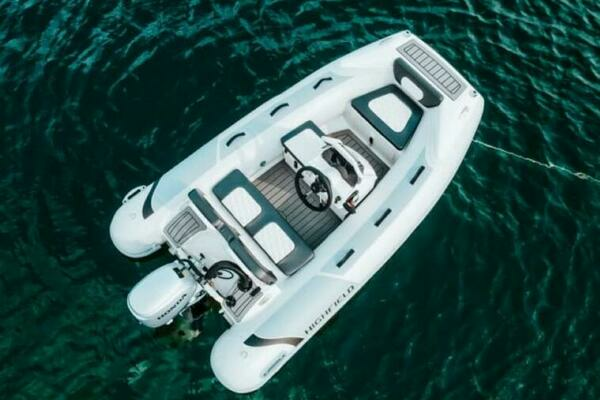 Photo of the 2025 Highfield Sport 300