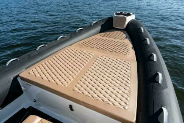 Photo of the 2024 Highfield Sport 800