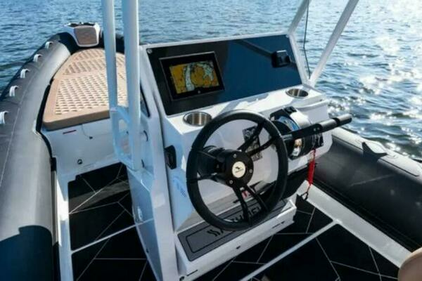 Photo of the 2024 Highfield Sport 800