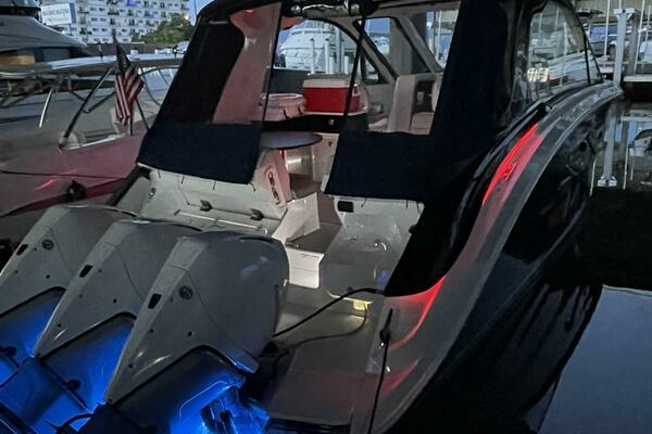 2022 Sea Ray 37