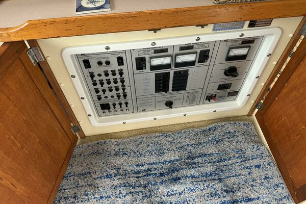 Hey Good Lookin  32ft Trojan Yacht For Sale
