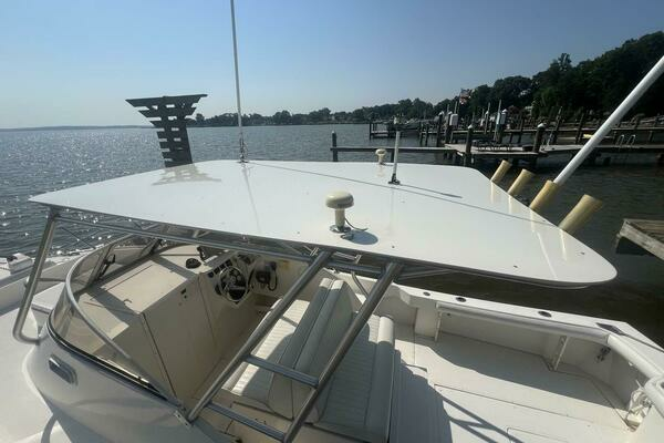 Photo of the 2005 Shamrock 220 Predator