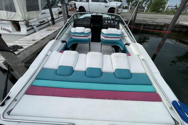 NO NAME 29ft Formula Yacht For Sale