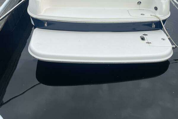 Photo of the 2005 Regal 2465