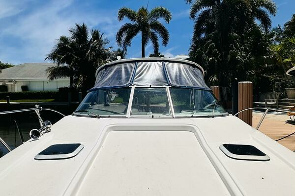 Photo of the 2007 Rinker 350 Express Cruiser