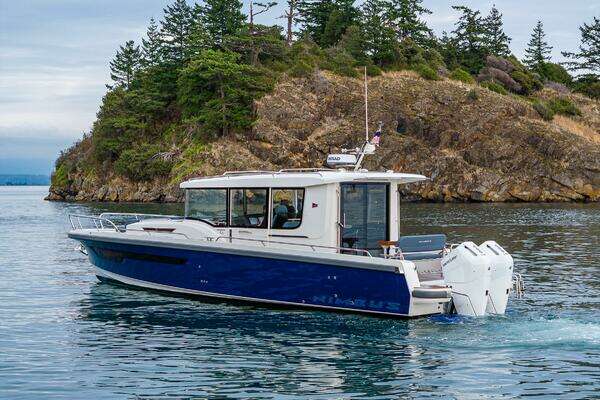 Nimbus C11 Yacht For Sale