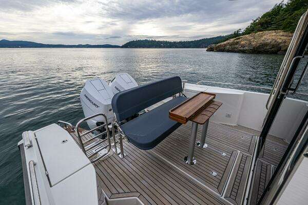 Nimbus C11 Yacht For Sale