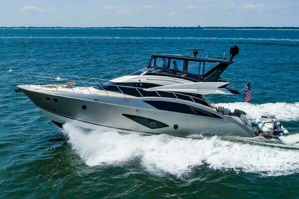 2013 Marquis 63