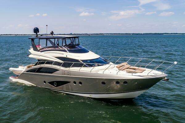 2013 Marquis 63