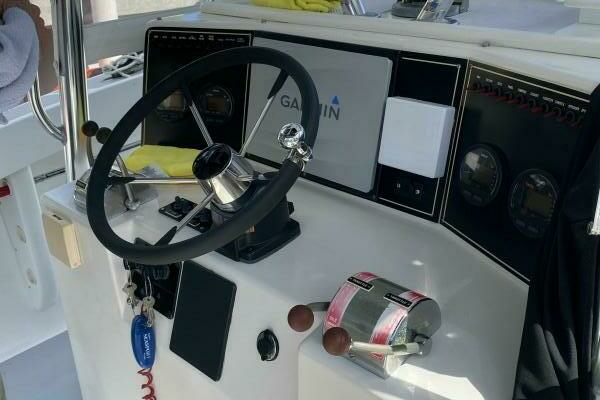 Photo of the 1995 Ocean Master 3100