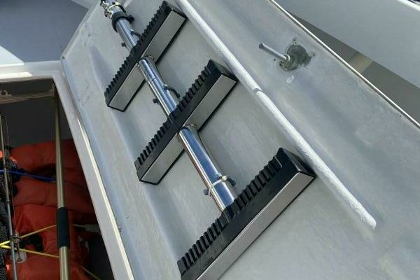 Photo of the 1995 Ocean Master 3100