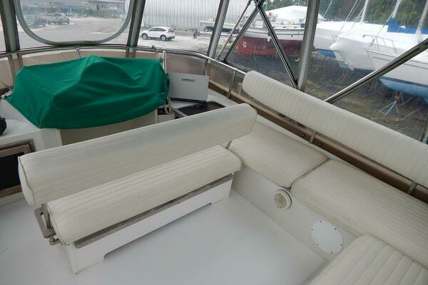 Greener Pastures 28ft Carver Yacht For Sale