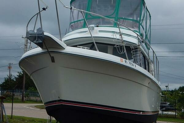 Greener Pastures 28ft Carver Yacht For Sale