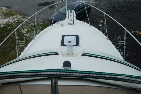 Greener Pastures 28ft Carver Yacht For Sale
