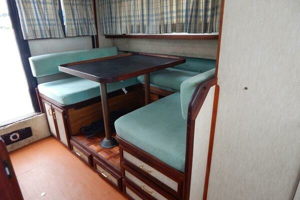 Greener Pastures 28ft Carver Yacht For Sale