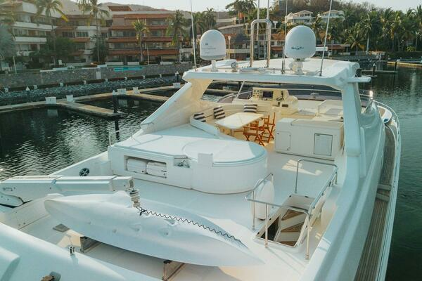 Photo of the 2007 Ferretti Yachts 881 "Los Esquinkles"