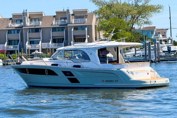 37-ft-Marex-2027-375-Sea Bright New Jersey United States yacht for sale