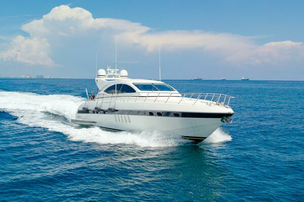 2001 Mangusta 72