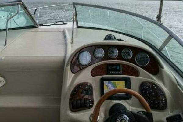 Photo of the 2005 Sea Ray 280 Sundancer