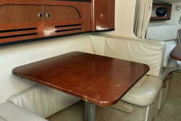 Photo of the 2005 Sea Ray 280 Sundancer