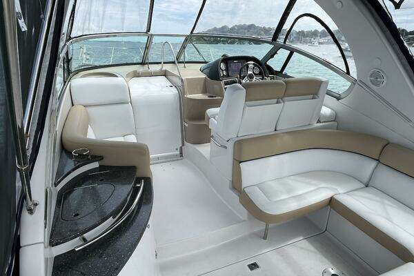 Photo of the 2008 Four Winns V338 "Seas the Day"