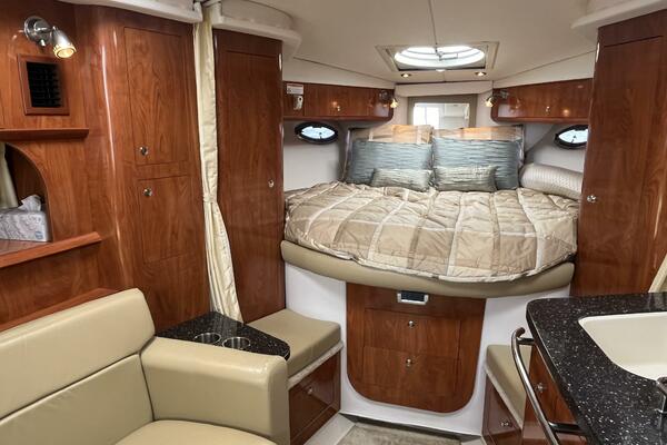 Seas the Day 35ft Four Winns Yacht For Sale