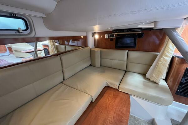 Seas the Day 35ft Four Winns Yacht For Sale