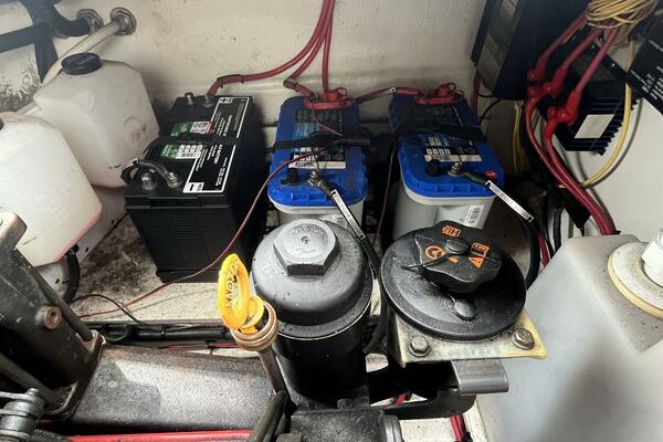 Seas the Day 35ft Four Winns Yacht For Sale