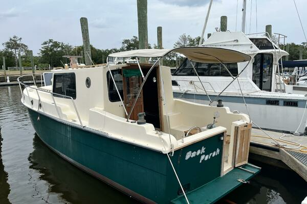 Back Porch 32ft Nimble Yacht For Sale