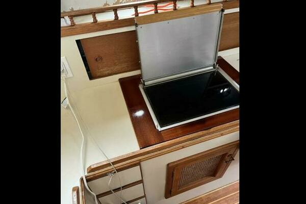 Back Porch 32ft Nimble Yacht For Sale