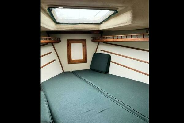 Back Porch 32ft Nimble Yacht For Sale