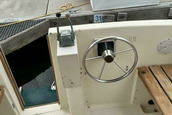 Back Porch 32ft Nimble Yacht For Sale