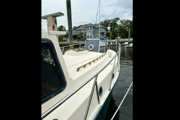 Back Porch 32ft Nimble Yacht For Sale