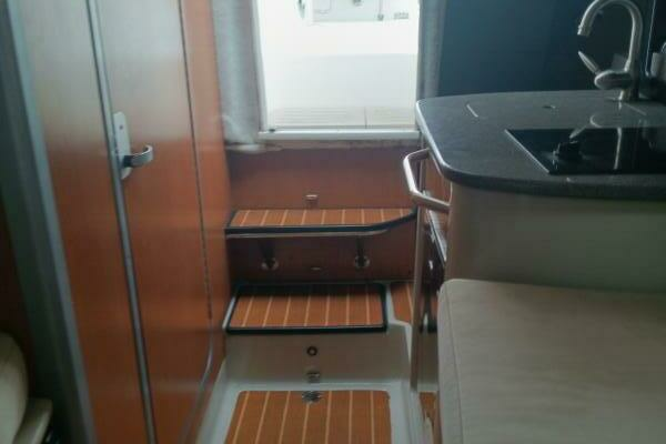 Photo of the 2010 Mariah 270 "Summer to the Max"