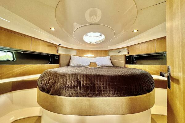 2014 Fairline 38