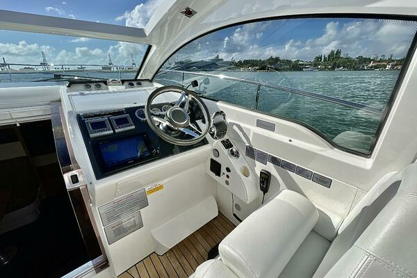 2014 Fairline 38