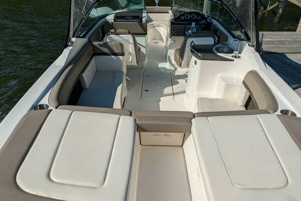 Photo of the 2013 Sea Ray 270 SLX "Sea Sharp"