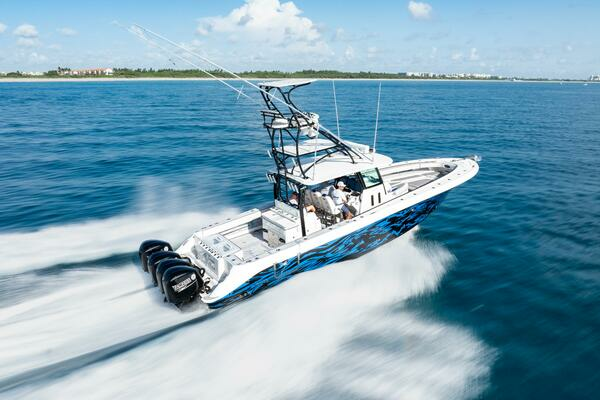 Photo of the 2014 Hydra-Sports 42 Custom Siesta "Dirty Deeds"