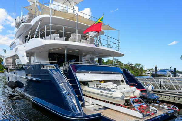 2016 Benetti 132