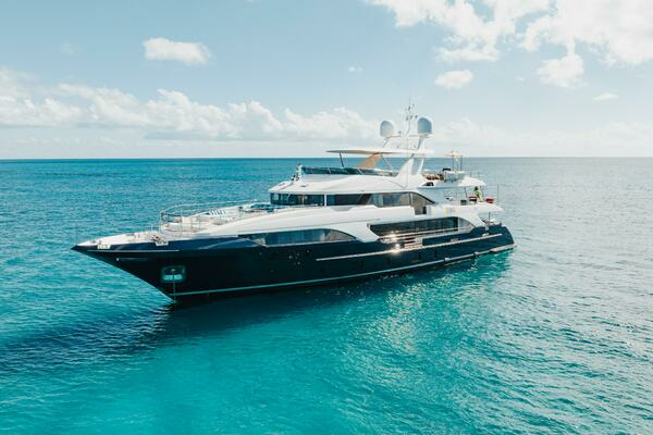 2016 Benetti 132