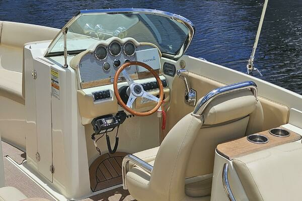 Photo of the 2011 Chris-Craft 