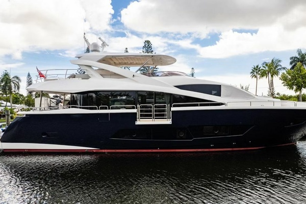 Tatis 86ft Sunseeker Yacht For Sale