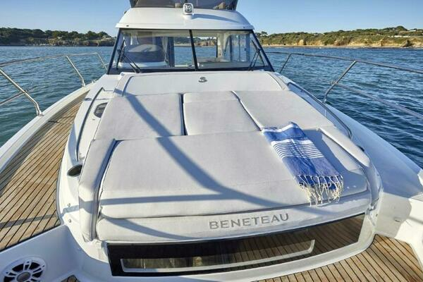 Photo of the 2026 Beneteau Antares 12