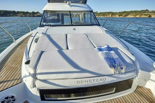 Photo of the 2026 Beneteau Antares 12