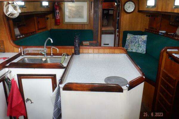 44ft ShearWater Yacht For Sale