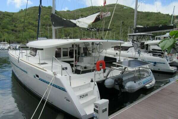 45ft Lagoon Yacht For Sale