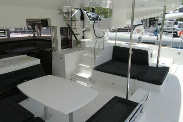 45ft Lagoon Yacht For Sale