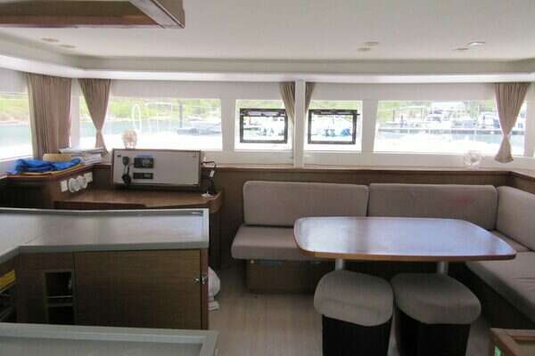 45ft Lagoon Yacht For Sale
